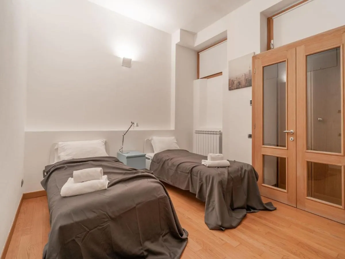 The Best Rent - Modern Two-Bedroom Apartment Near Navigli Milan 0*,  Italy